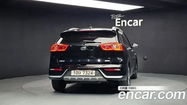 2018 Kia Niro Prestige Sold VIN KNACB81CGJA128133 – photo 13