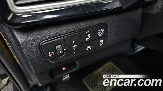 2018 Kia Niro Prestige Sold VIN KNACB81CGJA128133 – photo 17