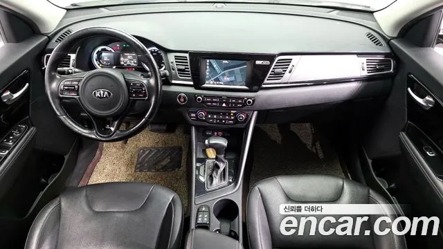 2018 Kia Niro Prestige Sold VIN KNACB81CGJA140449 – photo 11