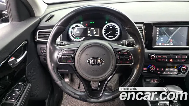 2018 Kia Niro Prestige Sold VIN KNACB81CGJA146566 – odometer reading