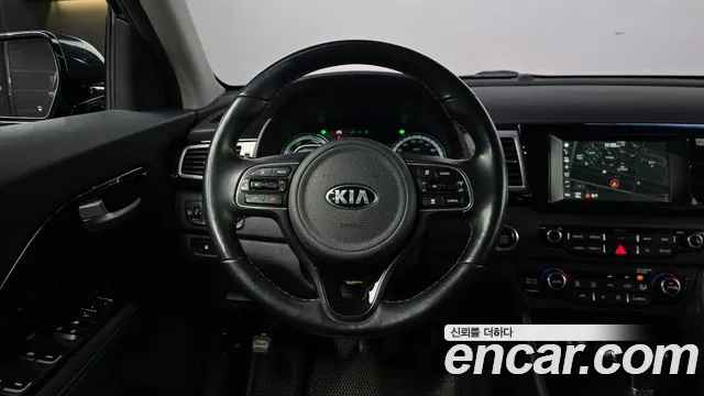 2018 Kia Niro Prestige Sold VIN KNACB81CGJA154396 – interior seats