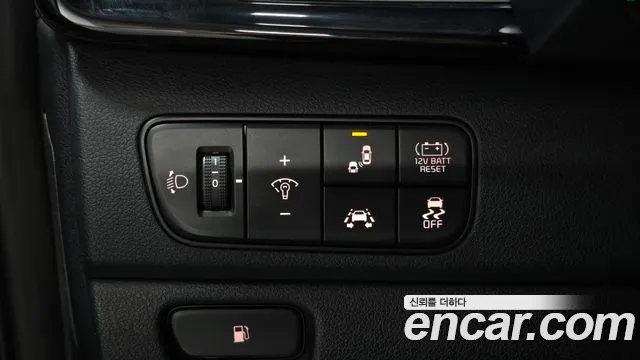 2018 Kia Niro Prestige Sold VIN KNACB81CGJA154396 – photo 23