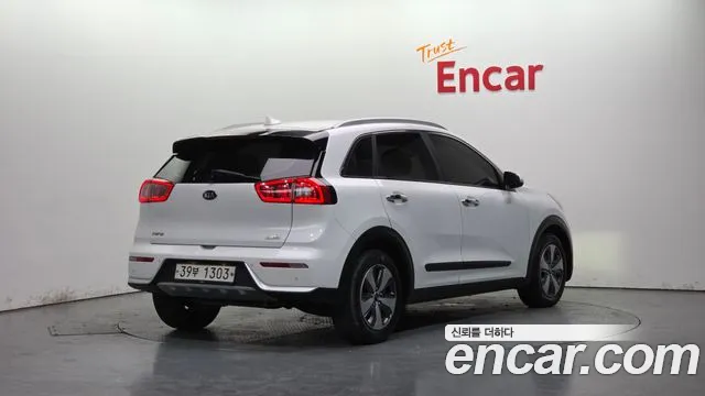 2018 Kia Niro Prestige VIN KNACB81CGJA174578