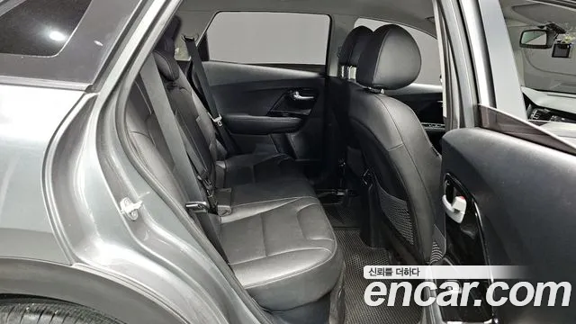 2018 Kia Niro Prestige Sold VIN KNACB81CGJA181020 – photo 13