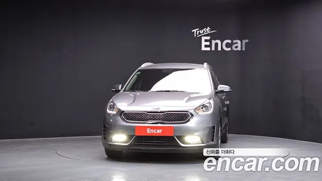 2018 Kia Niro Prestige Sold VIN KNACB81CGJA181020 – photo 15