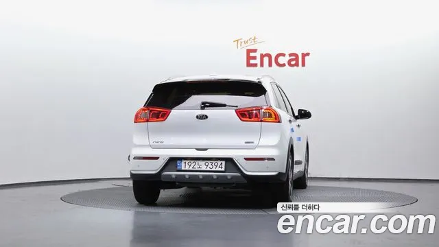 2018 Kia Niro Prestige VIN KNACB81CGJA193182