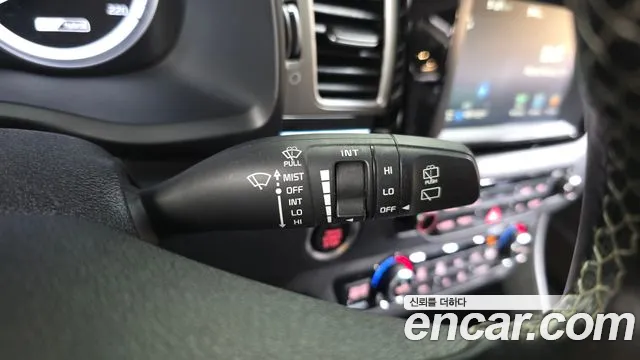 2018 Kia Niro Prestige Sold VIN KNACB81CGJA193182 – photo 15