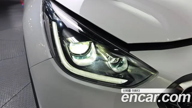 2018 Kia Niro Prestige Sold VIN KNACB81CGJA193182 – photo 20