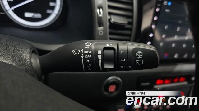 2018 Kia Niro Prestige Sold VIN KNACB81CGJA212880 – rear exterior