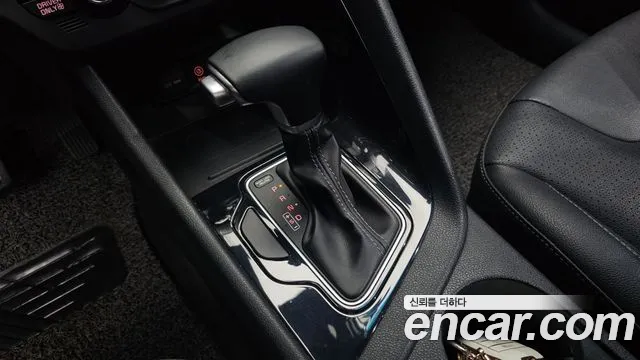 2018 Kia Niro Prestige Sold VIN KNACB81CGJA212880 – interior seats