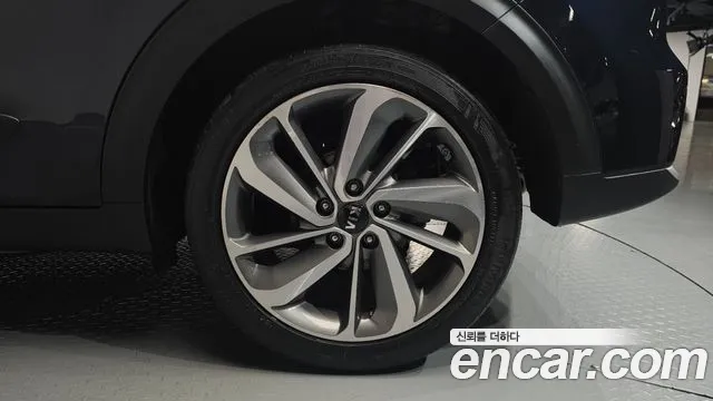 2018 Kia Niro Prestige Sold VIN KNACB81CGJA212880 – photo 11