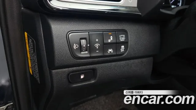 2018 Kia Niro Prestige Sold VIN KNACB81CGJA212880 – photo 25