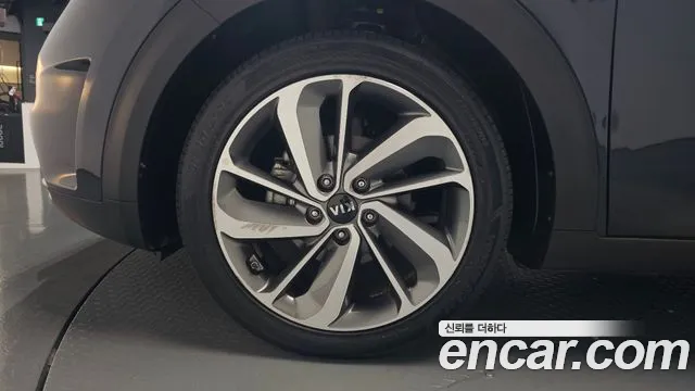2018 Kia Niro Prestige Sold VIN KNACB81CGJA212880 – photo 26
