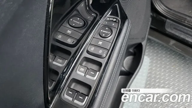 2019 Kia Niro Prestige Sold VIN KNACB81CGKA274536 – photo 20
