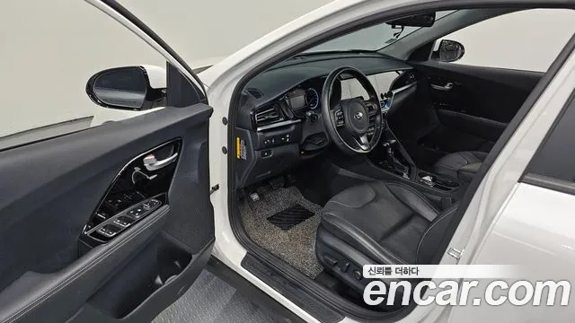 2020 Kia The New Niro 1.6 HEV Sold VIN KNACB81CGLA312432 – side profile 2020 Kia The New Niro 1.6 HEV Sold VIN KNACB81CGLA312432 – side profile