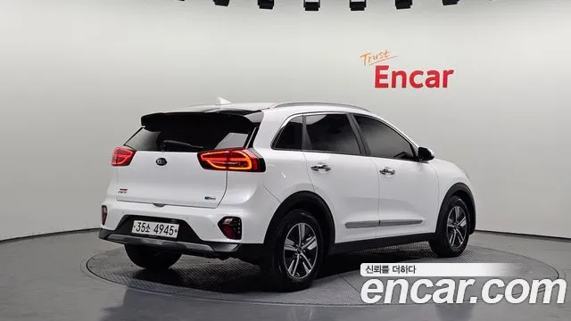 2020 Kia The New Niro 1.6 HEV Sold VIN KNACB81CGLA312432 – interior seats 2020 Kia The New Niro 1.6 HEV Sold VIN KNACB81CGLA312432 – interior seats
