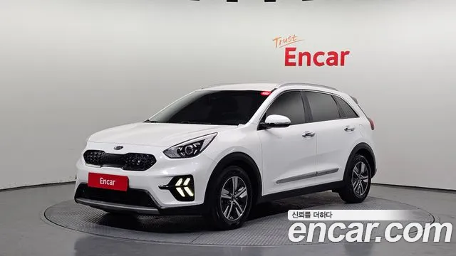 2020 Kia The New Niro 1.6 HEV Sold VIN KNACB81CGLA312432 – undercarriage 2020 Kia The New Niro 1.6 HEV Sold VIN KNACB81CGLA312432 – undercarriage