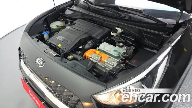 2020 Kia The New Niro 1.6 HEV Sold VIN KNACB81CGLA376579 – trunk area