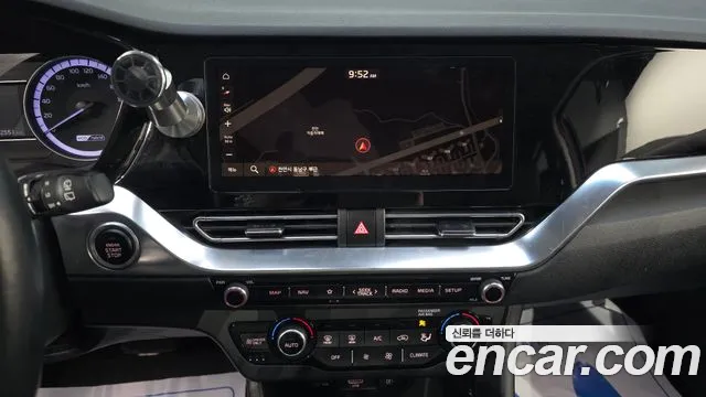 2020 Kia The New Niro 1.6 HEV Sold VIN KNACB81CGLA376579 – photo 19