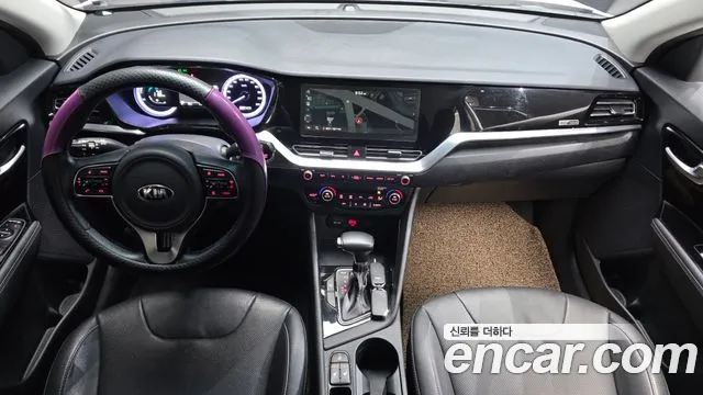 2020 Kia The New Niro 1.6 HEV Sold VIN KNACB81CGLA402764 – photo 12 2020 Kia The New Niro 1.6 HEV Sold VIN KNACB81CGLA402764 – photo 12