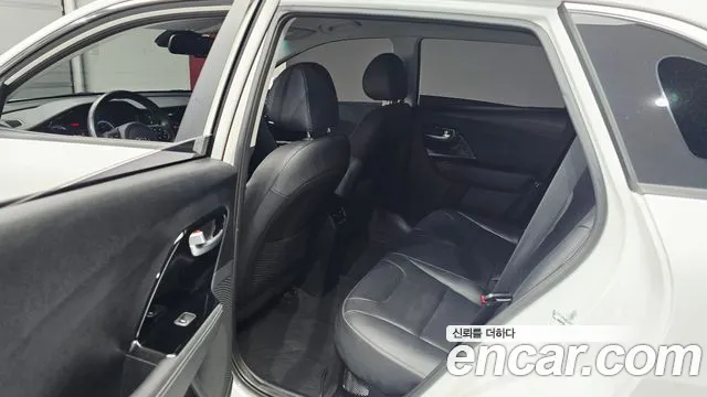 2021 Kia The New Niro 1.6 Hev Sold VIN KNACB81CGMA457573 – front exterior