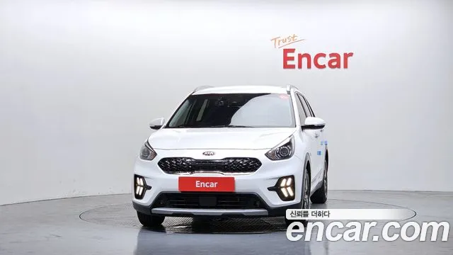 2021 Kia The New Niro 1.6 HEV Sold VIN KNACB81CGMA457593 – photo 24