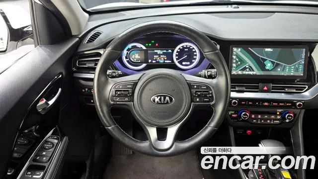 2021 Kia The New Niro 1.6 HEV Sold VIN KNACB81CGMA458375 – photo 12