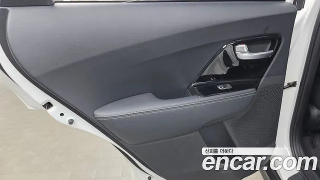 2020 Kia Niro EV Prestige Sold VIN KNACB81GFLA065460 – interior seats 2020 Kia Niro EV Prestige Sold VIN KNACB81GFLA065460 – interior seats