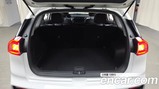 2020 Kia Niro EV Prestige Sold VIN KNACB81GFLA065460 – photo 22 2020 Kia Niro EV Prestige Sold VIN KNACB81GFLA065460 – photo 22