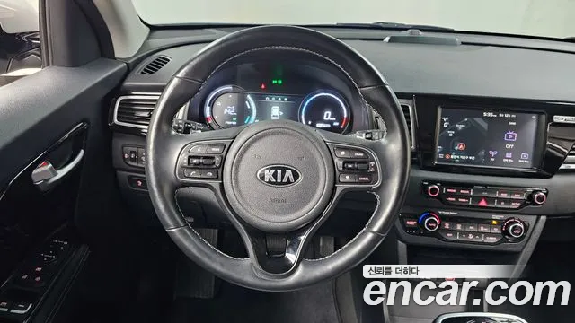 2021 Kia Niro EV Prestige Sold VIN KNACB81GFMA092062 – photo 29 2021 Kia Niro EV Prestige Sold VIN KNACB81GFMA092062 – photo 29