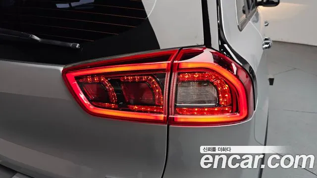 2021 Kia Niro EV Prestige Sold VIN KNACB81GFMA093312 – undercarriage 2021 Kia Niro EV Prestige Sold VIN KNACB81GFMA093312 – undercarriage