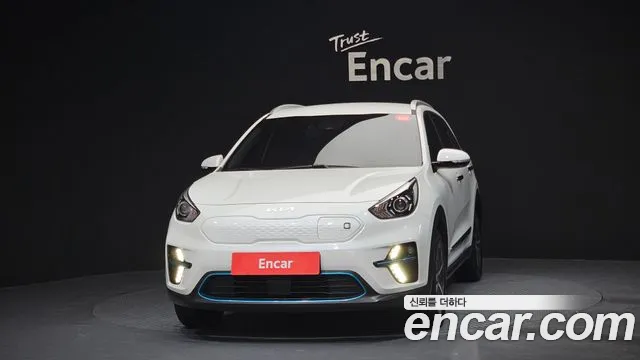 2022 Kia Niro EV Prestige Sold VIN KNACB81GFNA124528 – side profile 2022 Kia Niro EV Prestige Sold VIN KNACB81GFNA124528 – side profile