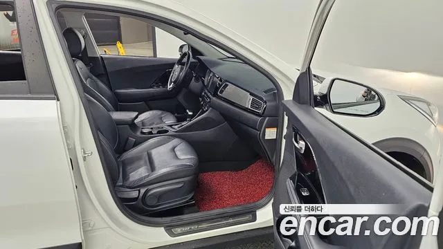 2017 Kia Niro Noblesse Sold VIN KNACC81CGHA018579 – rear exterior