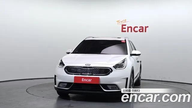 2018 Kia Niro Noblesse Sold VIN KNACC81CGJA138660 – trunk area