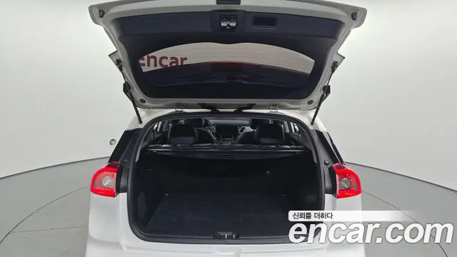 2018 Kia Niro Noblesse Sold VIN KNACC81CGJA138660 – photo 14