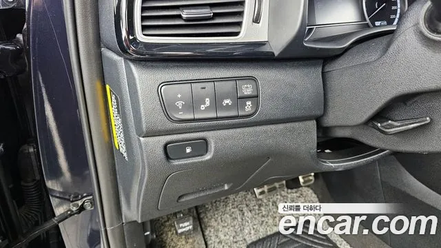 2018 Kia Niro Noblesse Sold VIN KNACC81CGJA175380 – trunk area