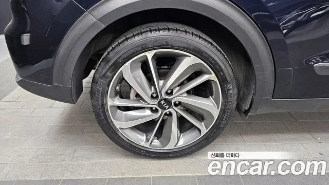 2018 Kia Niro Noblesse Sold VIN KNACC81CGJA175380 – photo 15