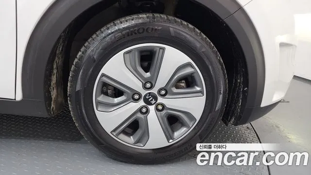 2019 Kia Niro Noblesse VIN KNACC81CGKA268619