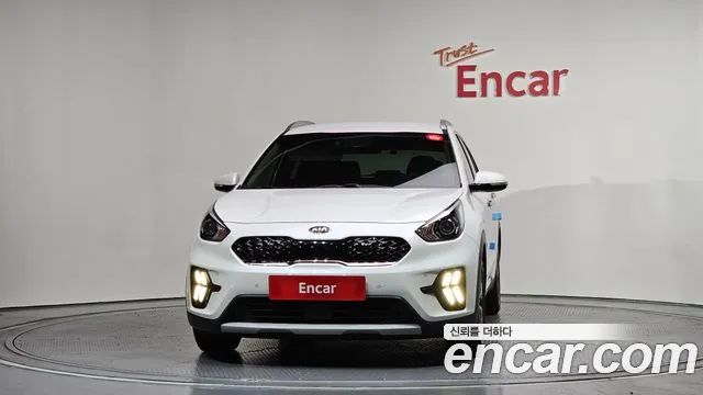 2020 Kia The New Niro 1.6 HEV Sold VIN KNACC81CGLA405040 – undercarriage
