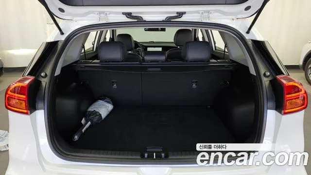 2020 Kia The New Niro 1.6 HEV Sold VIN KNACC81CGLA405040 – photo 20