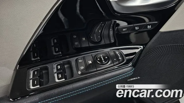 2019 Kia Niro EV Noblesse Sold VIN KNACC81GFKA000719 – rear exterior 2019 Kia Niro EV Noblesse Sold VIN KNACC81GFKA000719 – rear exterior