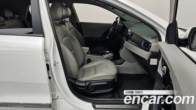 2019 Kia Niro EV Noblesse Sold VIN KNACC81GFKA000719 – photo 28 2019 Kia Niro EV Noblesse Sold VIN KNACC81GFKA000719 – photo 28
