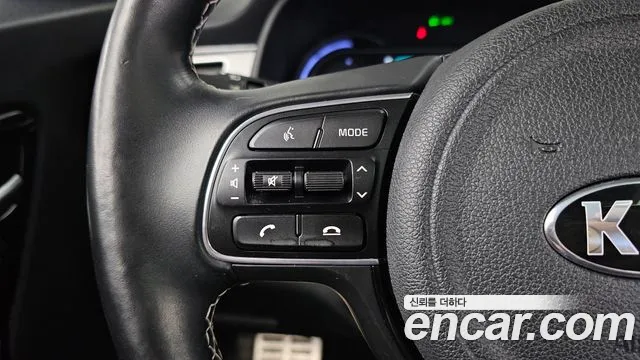2019 Kia Niro EV Noblesse Sold VIN KNACC81GFKA022203 – trunk area