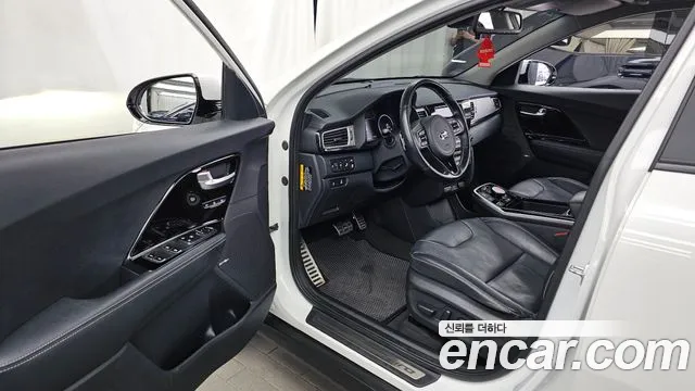 2019 Kia Niro EV Noblesse Sold VIN KNACC81GFKA022203 – photo 32