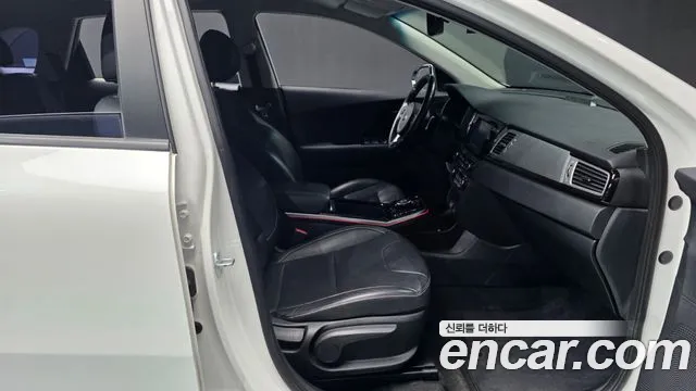 2021 Kia Niro EV Noblesse Sold VIN KNACC81GFMA096020 – photo 18