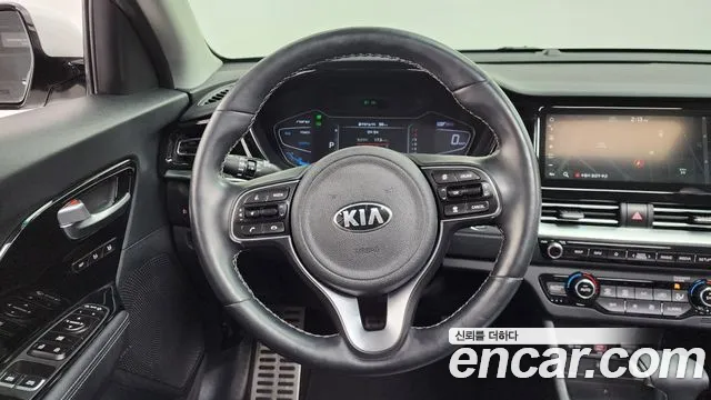 2020 Kia The New Niro 1.6 HEV Sold VIN KNACE81CGLA422549 – photo 13