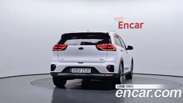 2021 Kia The New Niro 1.6 HEV Sold VIN KNACE81CGMA473588 – photo 23