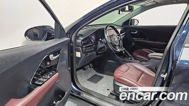 2022 Kia The New Niro 1.6 HEV Sold VIN KNACE81CGNA504014 – undercarriage