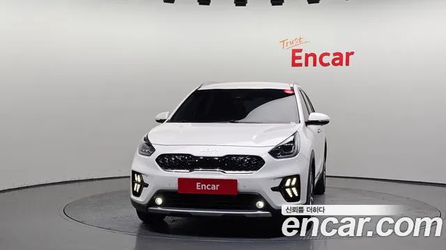 2022 Kia The New Niro 1.6 HEV Sold VIN KNACE81CGNA513722 – undercarriage