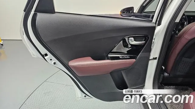 2022 Kia The New Niro 1.6 HEV Sold VIN KNACE81CGNA513722 – photo 13